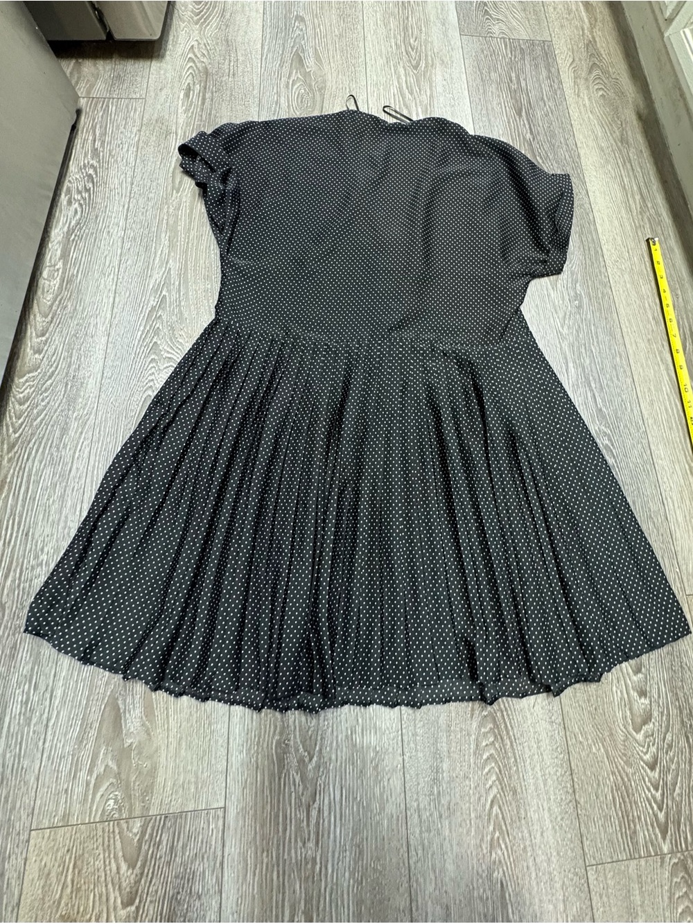 Zara Black Polka Dot Short Sleeve Pleated Dress - Picture 7 of 8